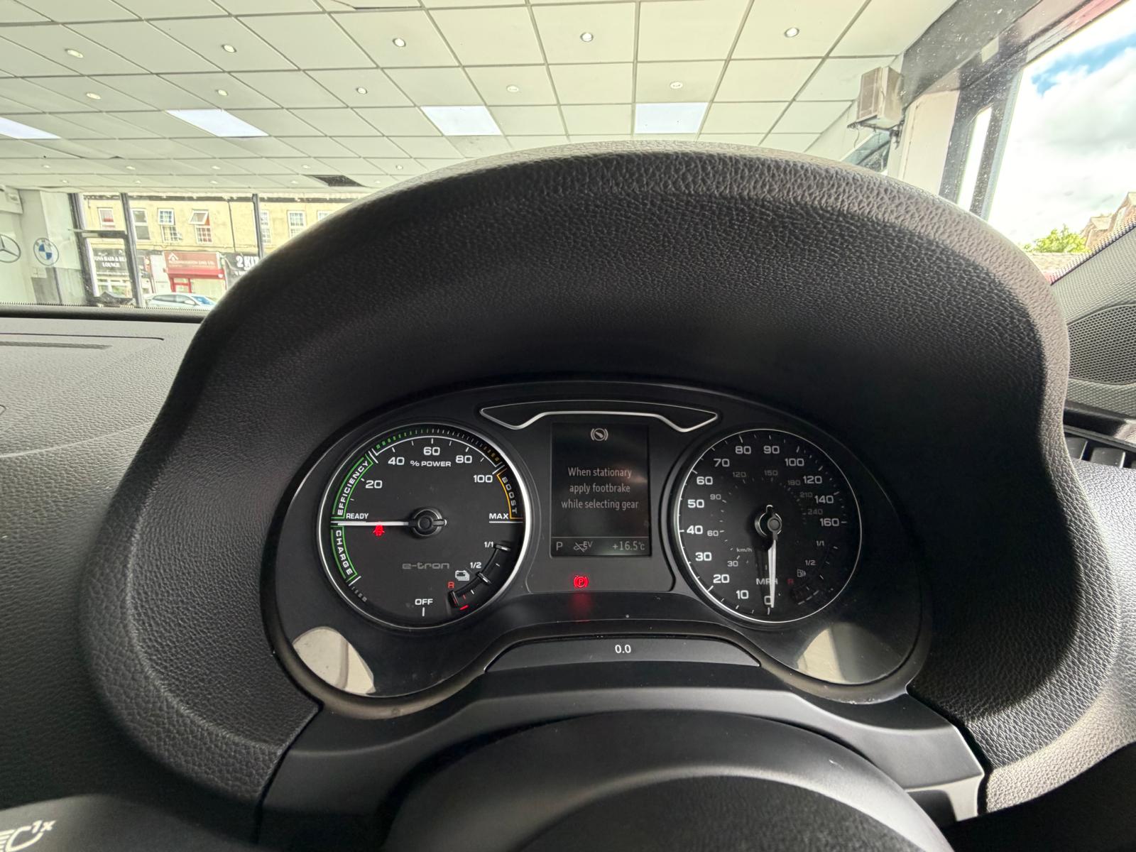 Audi A3 e-tron (2018) 1.4 TFSI e-tron Sportback 5dr Petrol Plug-in Hybrid e-S Tronic Euro 6 8.8kWh (204 ps) image 7