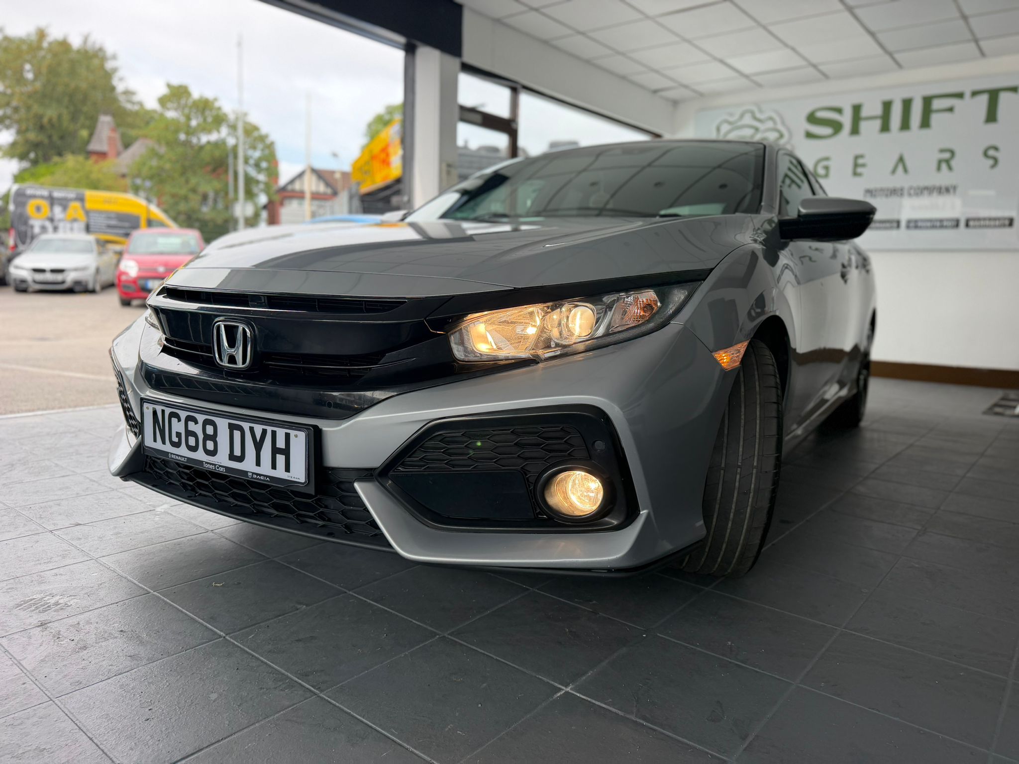 Honda Civic 1.0 VTEC Turbo SR Euro 6 (s/s) 5dr image 1