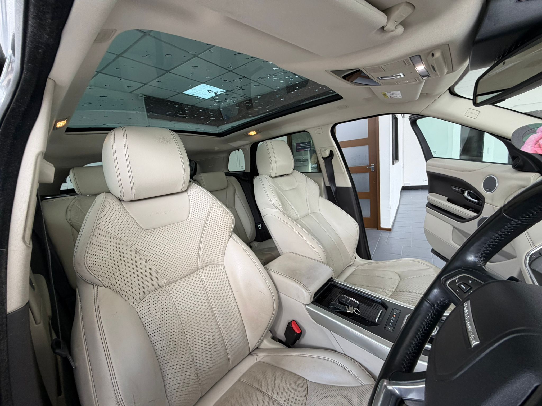 Land Rover Range Rover Evoque Autobiography (2016) image 20