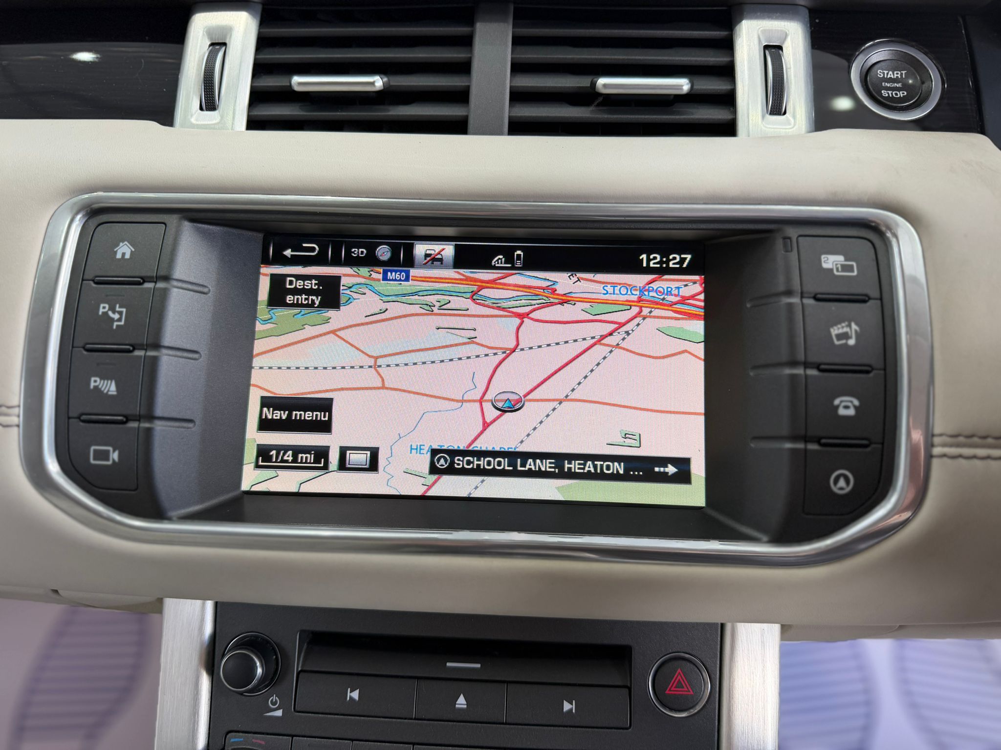 Land Rover Range Rover Evoque Autobiography (2016) image 29