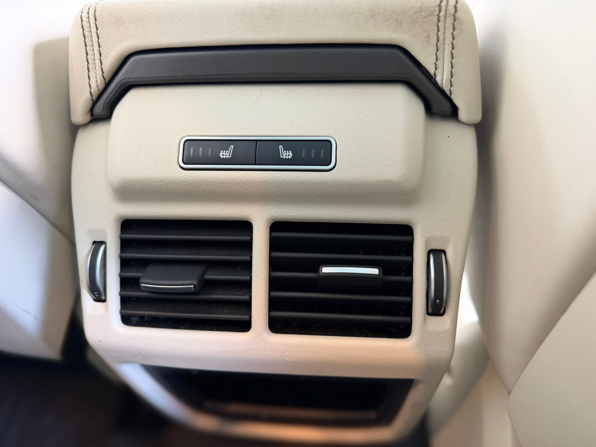 Land Rover Range Rover Evoque Autobiography (2016) image 31