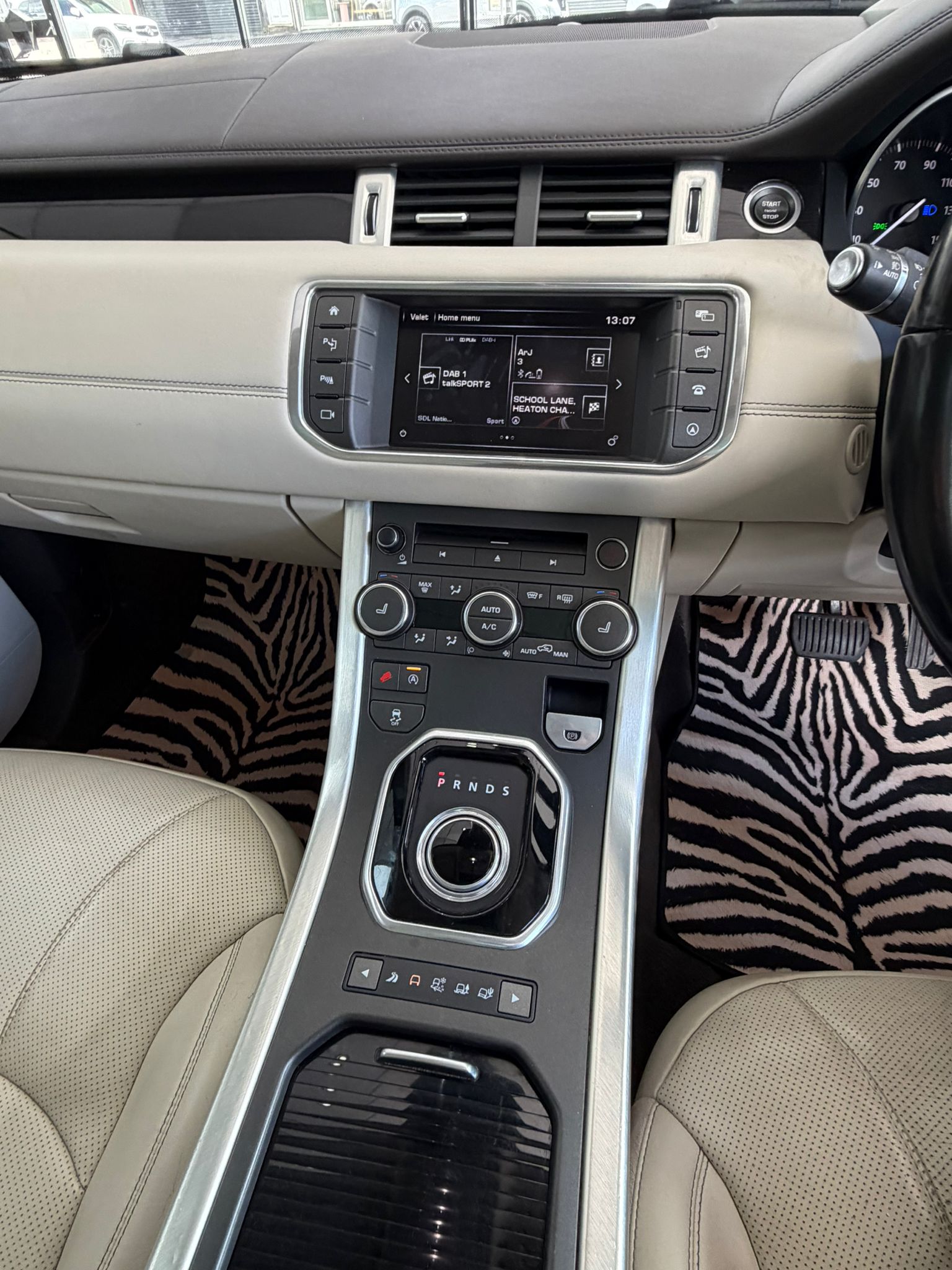 Land Rover Range Rover Evoque Autobiography (2016) image 4