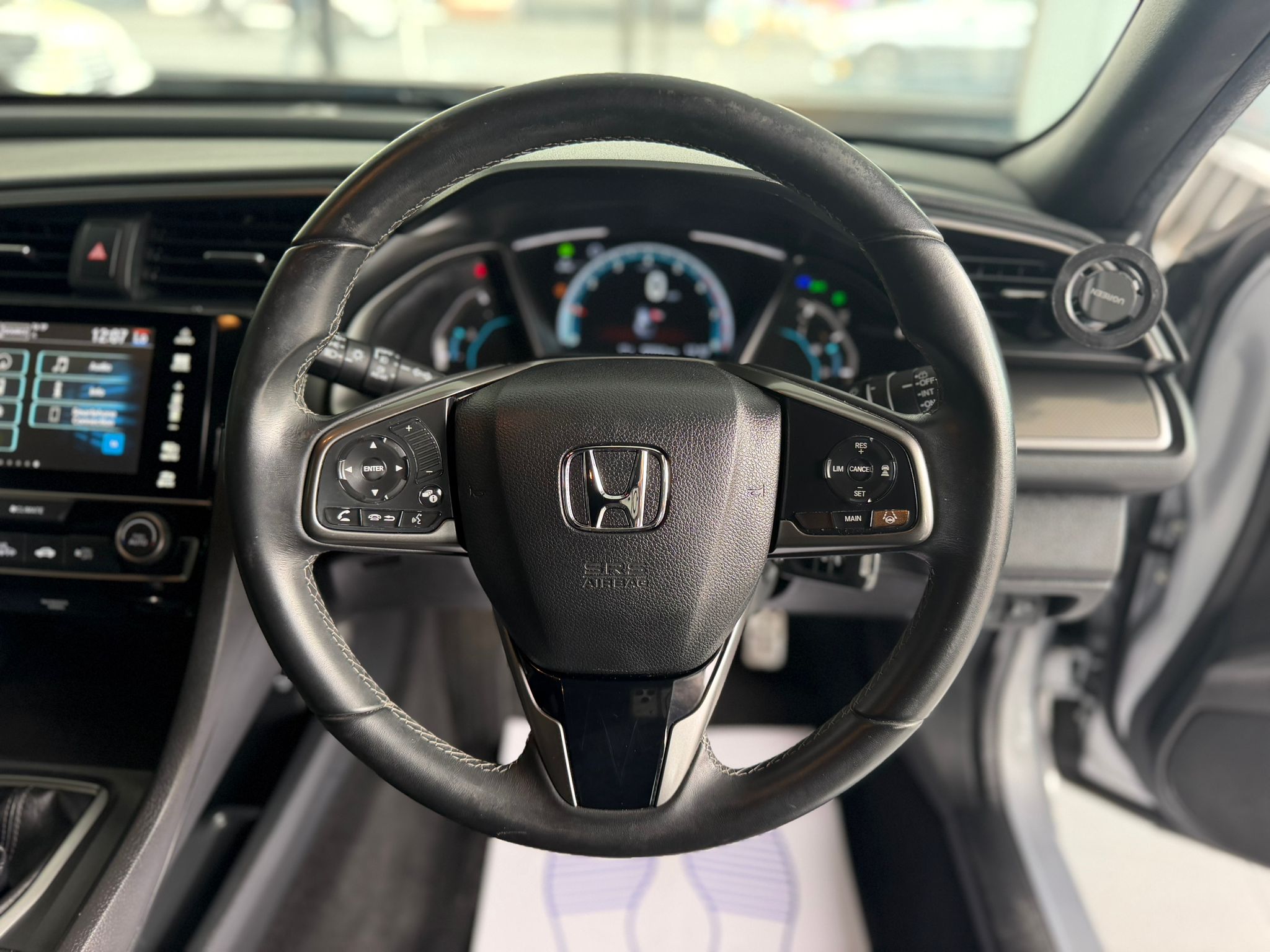 Honda Civic 1.0 VTEC Turbo SR Euro 6 (s/s) 5dr image 8