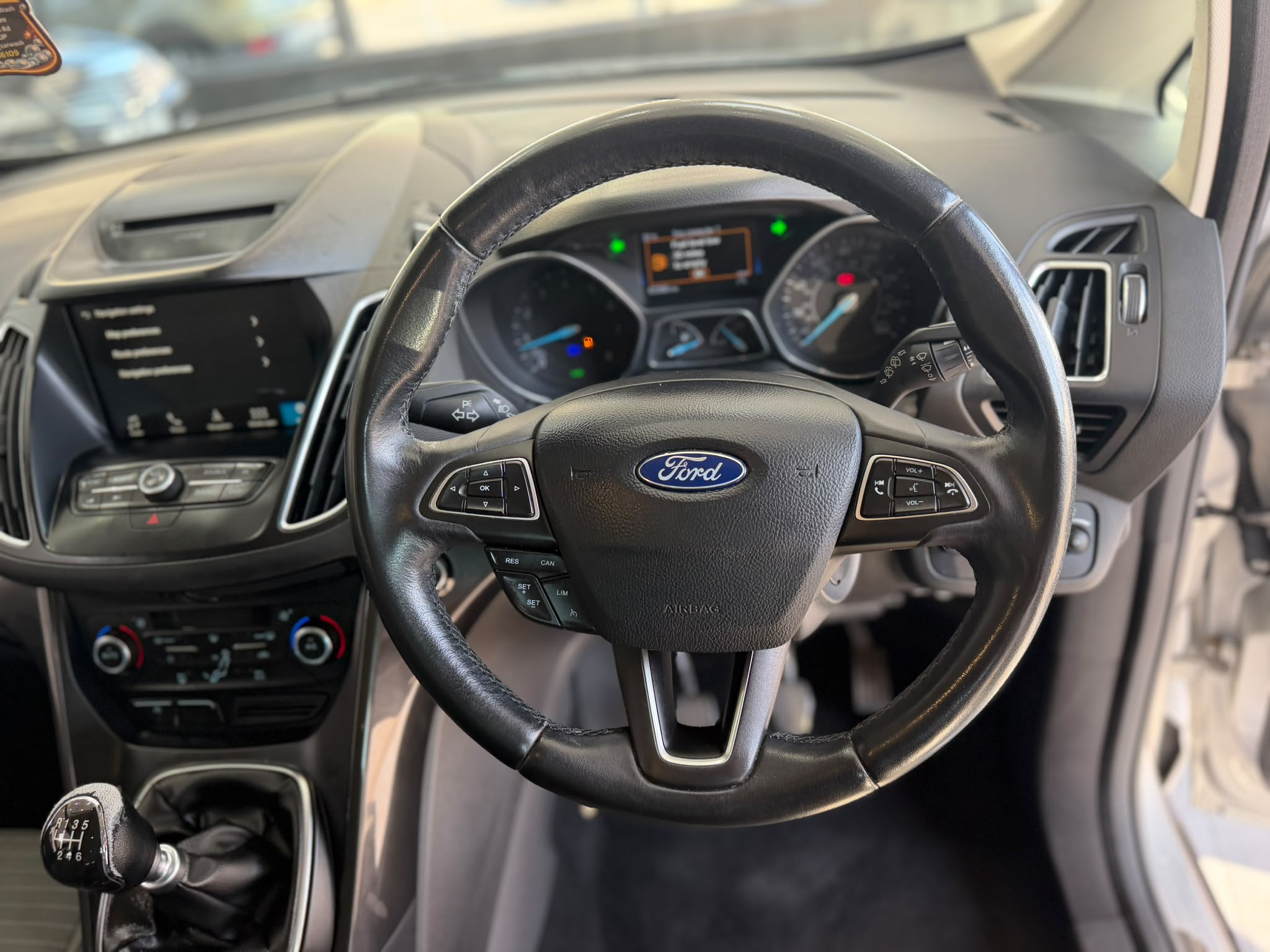 Ford C-Max Titanium image 2