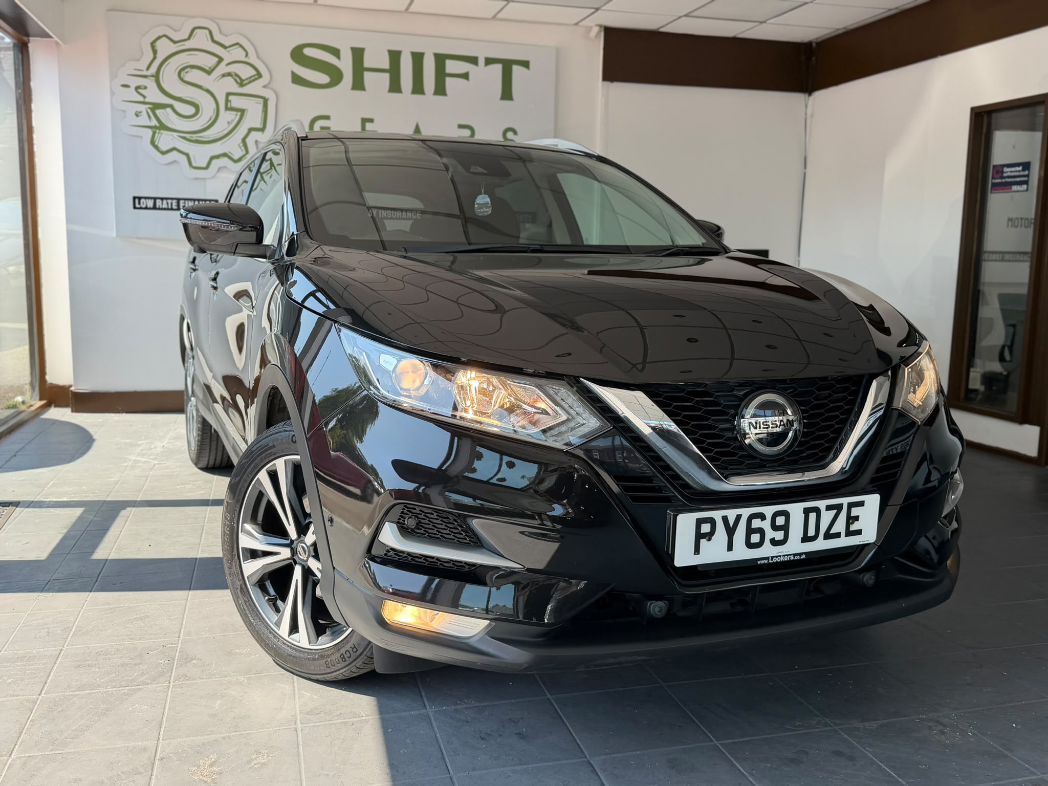 Nissan Qashqai 1.3 Dig-T Euro 6 (s/s) 5DR